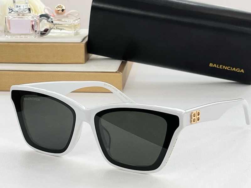 Balenciaga Sunglasses 147